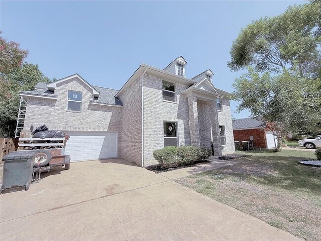 Foto del edificio - 16403 Spotted Eagle Dr