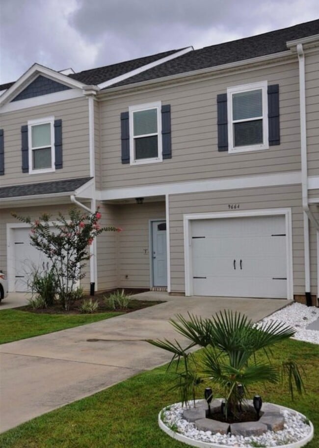 Building Photo - 9664 Nature Creek Blvd