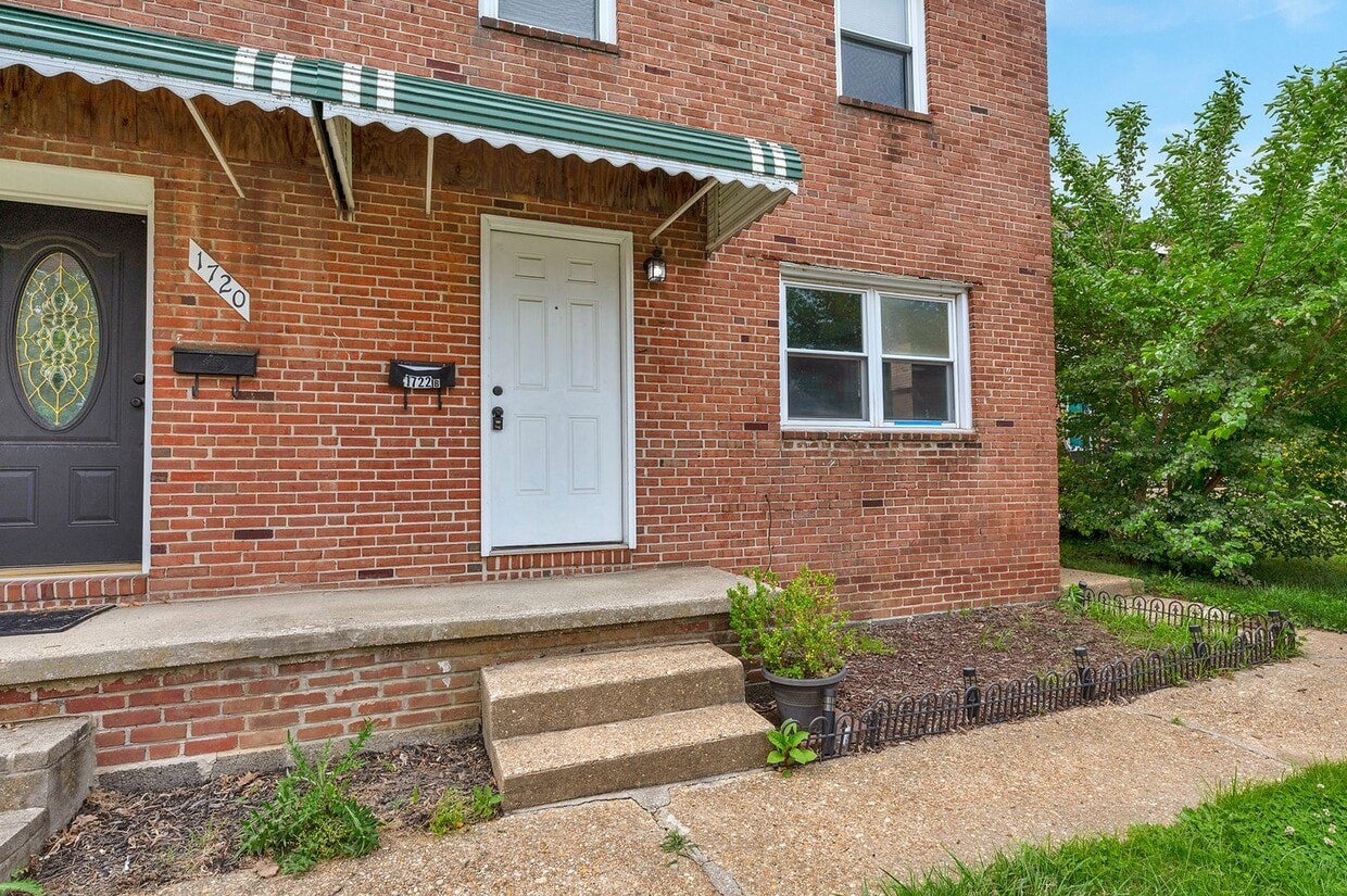 Primary Photo - 1722 Yakona Rd