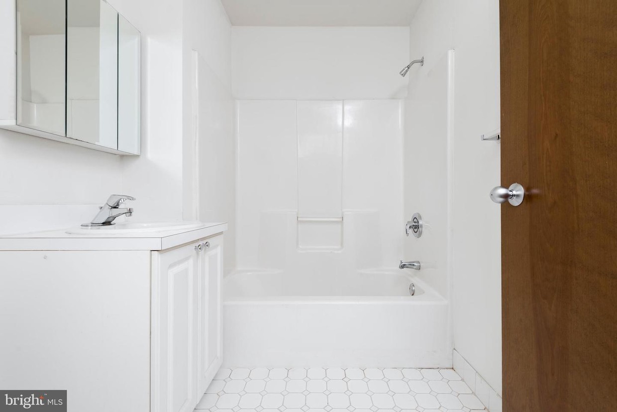 Foto principal - 701 Sansom St
