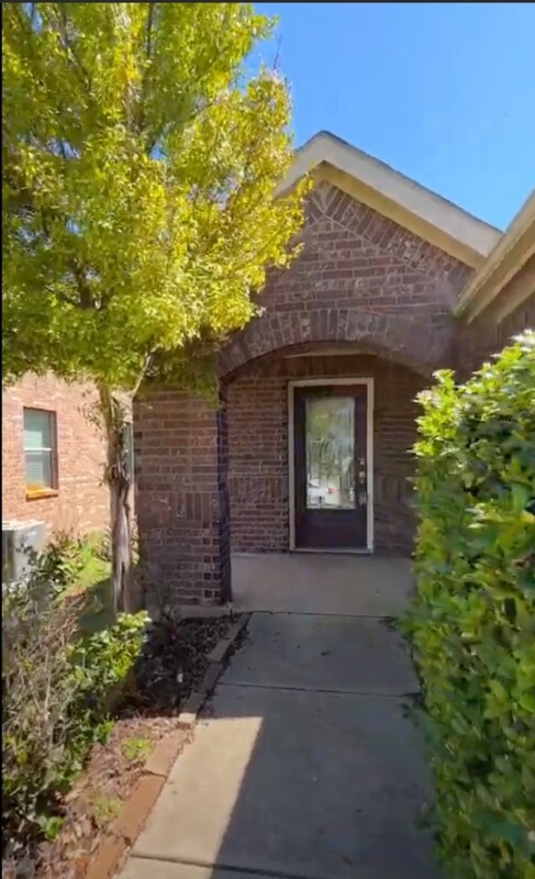 Foto del edificio - 12176 Walden Wood Dr