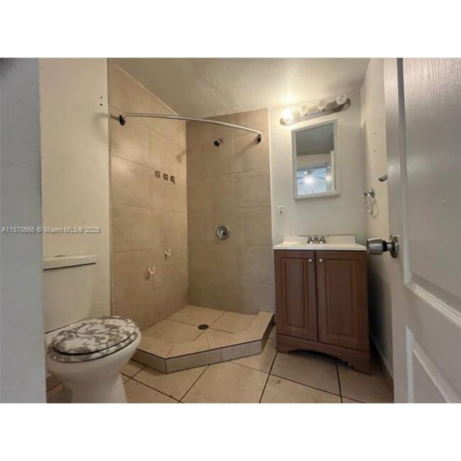 Foto del edificio - 1015 NW 42nd St