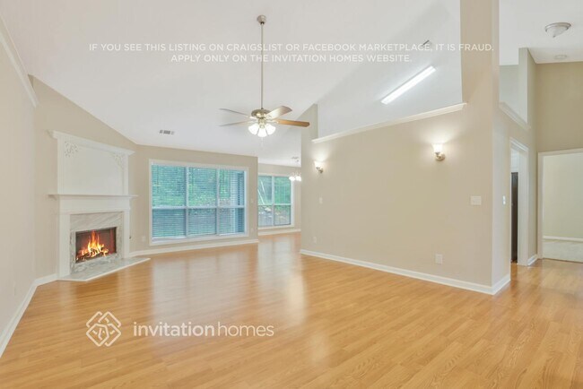 Foto del edificio - 735 Arbour Glenn Ct NW