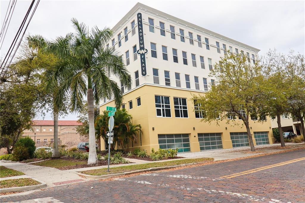 205 5th Ave N Unit 301, Saint Petersburg, FL 33701 Condo for Rent in