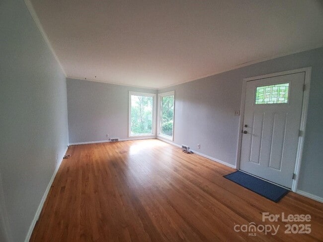 Foto del edificio - 4918 White Oak Rd