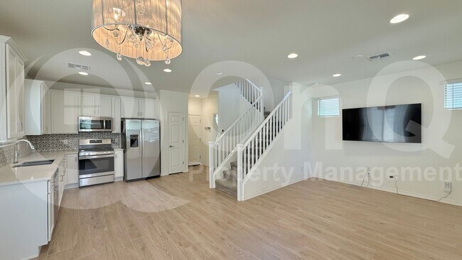 Building Photo - 3913 S 58th Ln