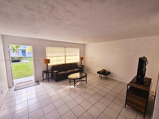 Foto del edificio - 5112 Hollywood Blvd