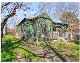 Building Photo - 11002 FM 969