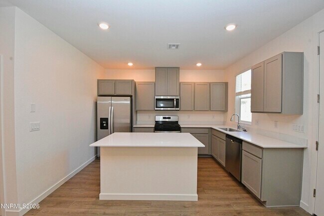 Foto del edificio - 1016 Middle Gate Rd