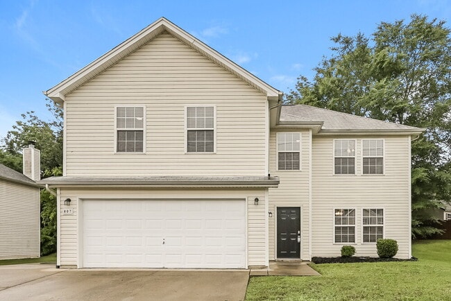 Building Photo - 807 General Barksdale Dr