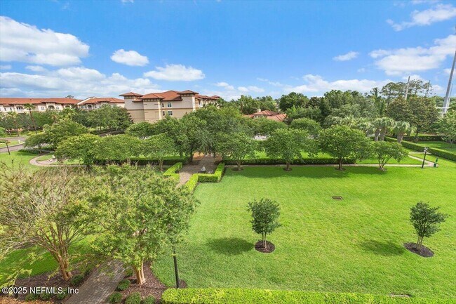 Foto del edificio - 4300 S Beach Pkwy