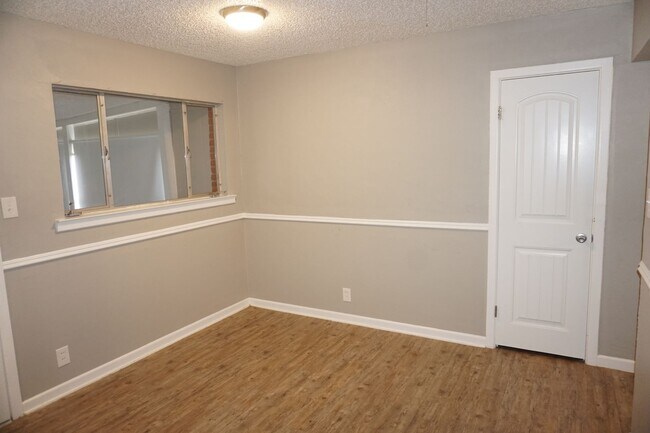Building Photo - Beautiful Home In Shallowater School Distr...