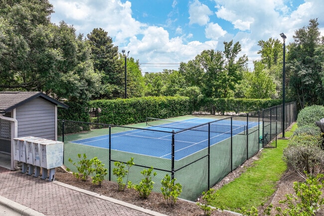 1900 Centre Pointe Blvd - Tennis Courts - MAA Oak Grove