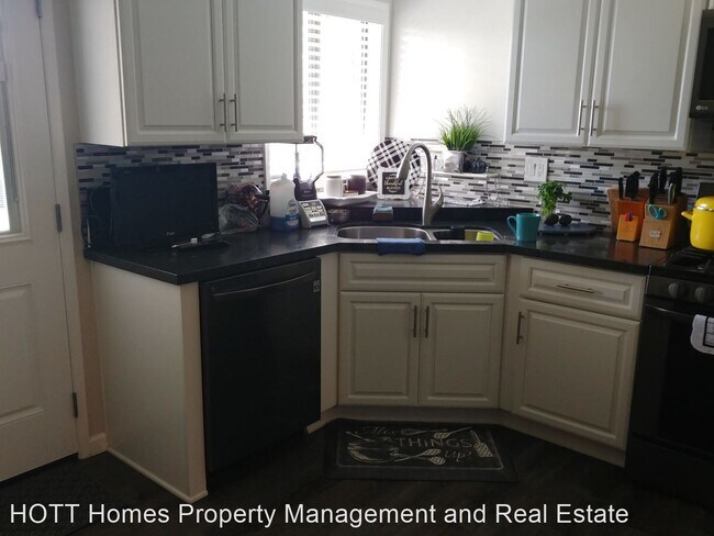 Foto del edificio - 3 br, 1.5 bath House - 1513 H Street