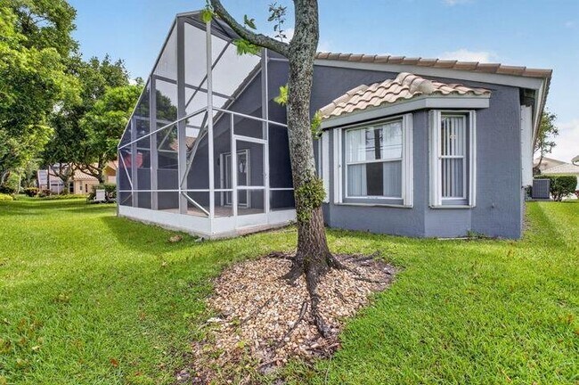 Foto del edificio - 11728 Dove Hollow Ave