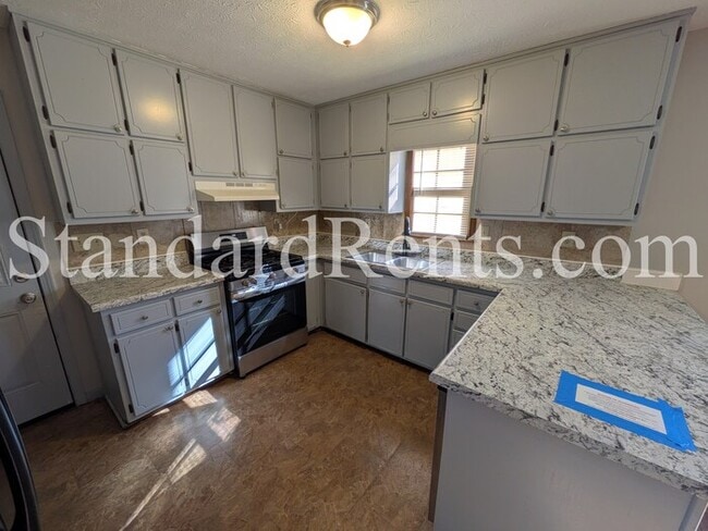 Building Photo - Ranch in Jonesboro