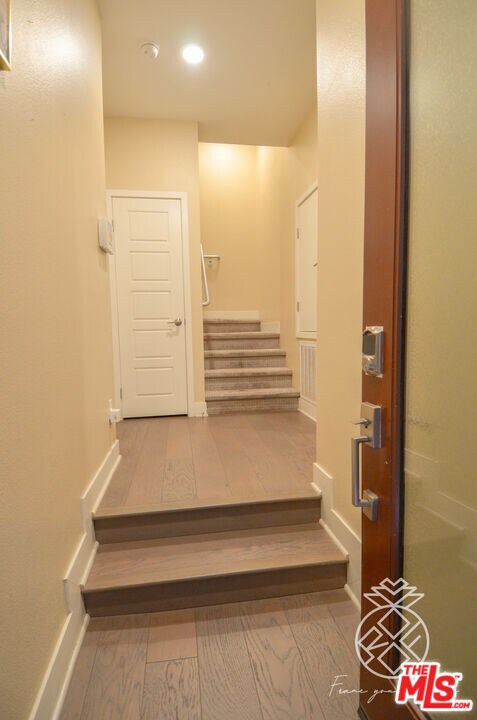 Building Photo - 6752 Gill Way