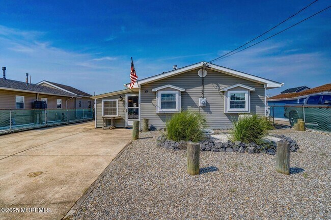 Foto del edificio - 28 S Los Angeles Dr