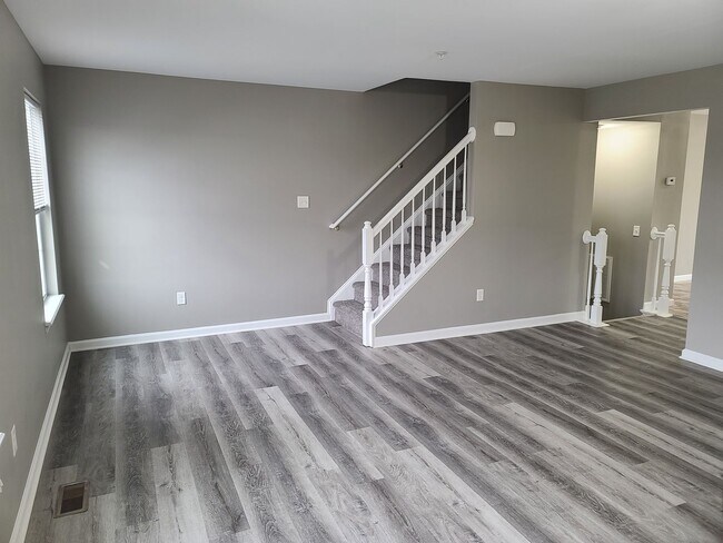 Foto del edificio - 3 Bedroom 2 1/2 bath Townhome for Rent in ...