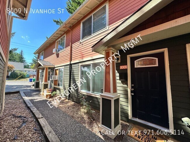 Building Photo - New stunningly renovated 2BD/1.5BA!