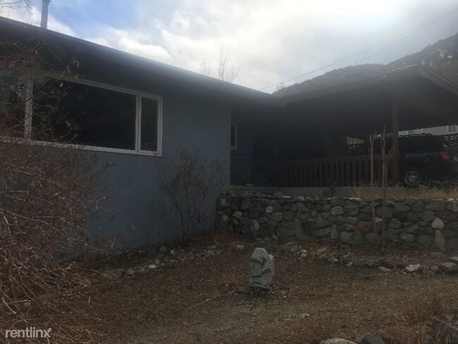 Building Photo - 2 br, 2 bath House - 416 Pine Canyon