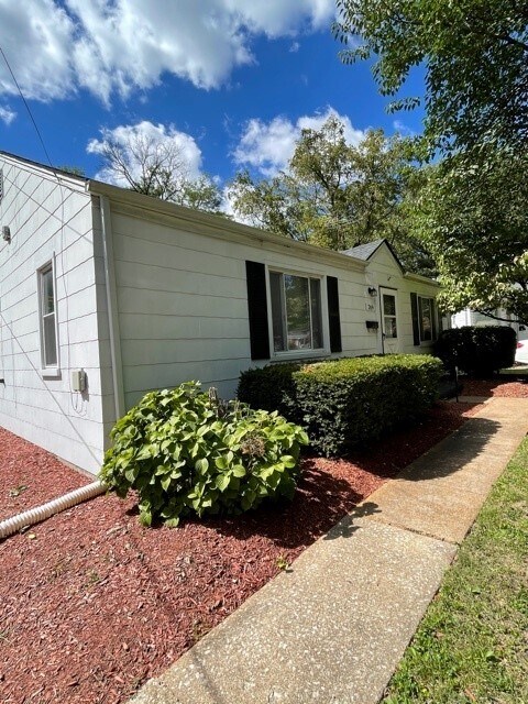 Building Photo - 269 S Barat Ave