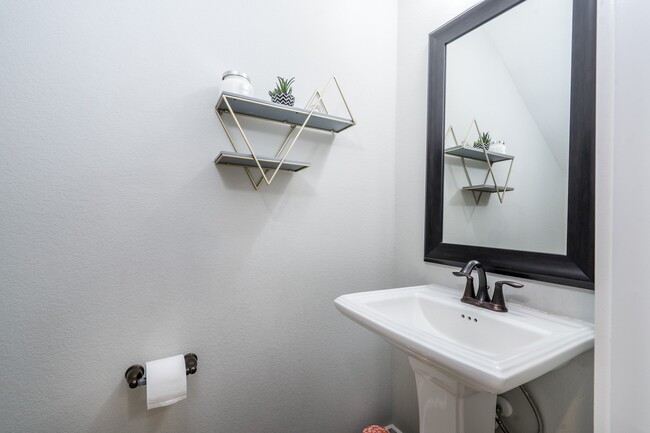 Building Photo - 968 Ford Pines Ln