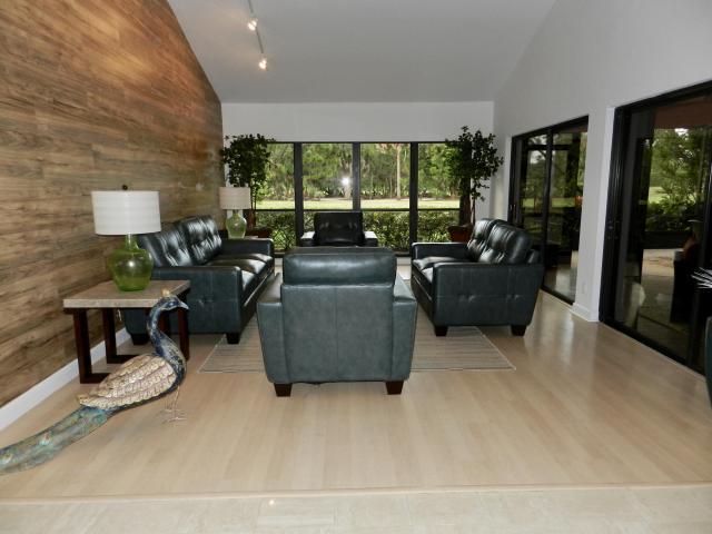 Building Photo - 13738 Sand Crane Dr