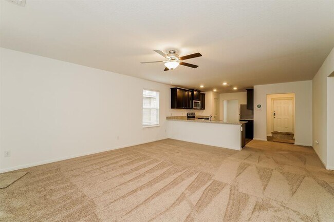 Foto del edificio - 17065 Dusty Boots Ln