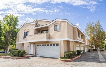 Building Photo - 13095 Hubbard St