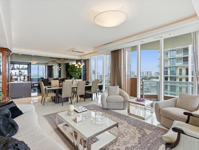Foto del edificio - 17875 Collins Ave