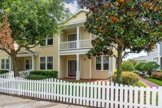 Building Photo - 16126 Bridgecrossing Dr