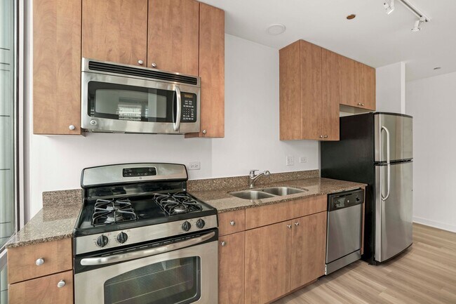 Foto del edificio - 761 S Clark St