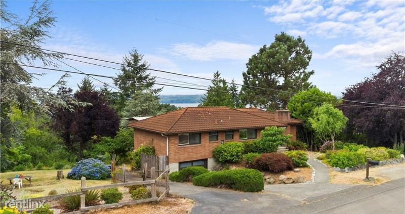 Primary Photo - 5 br, 3 bath House - 23015 17th Ave S