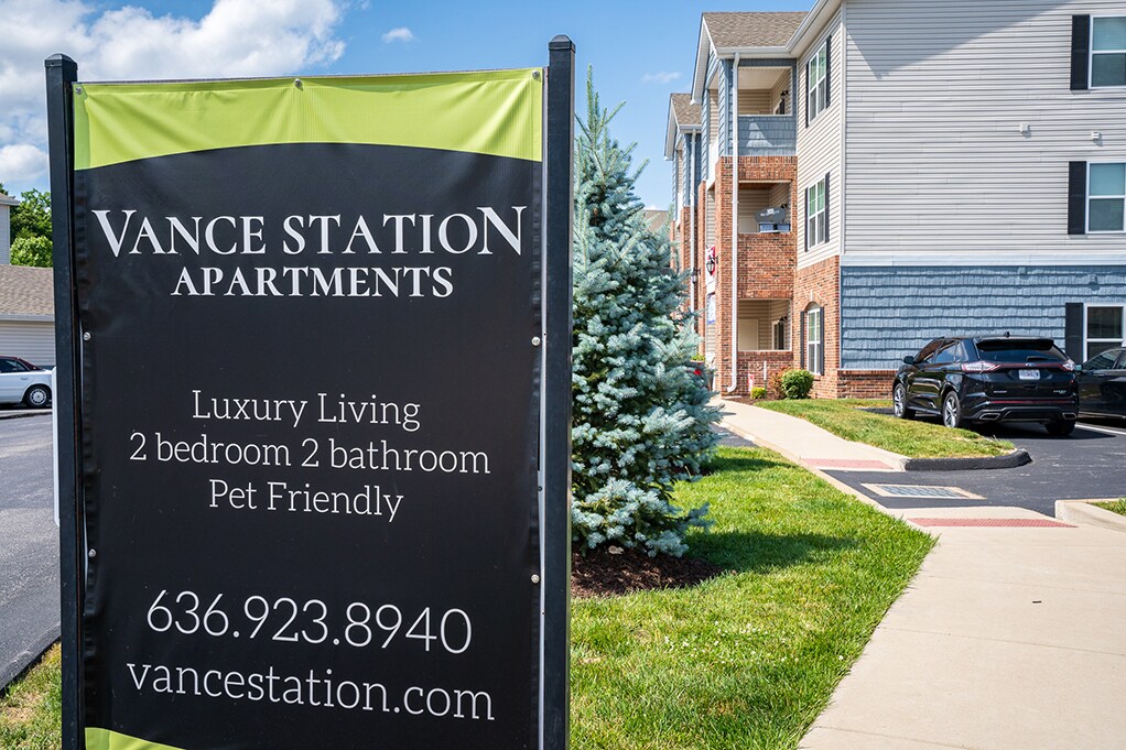 Vance Station Apartments Valley Park, MO