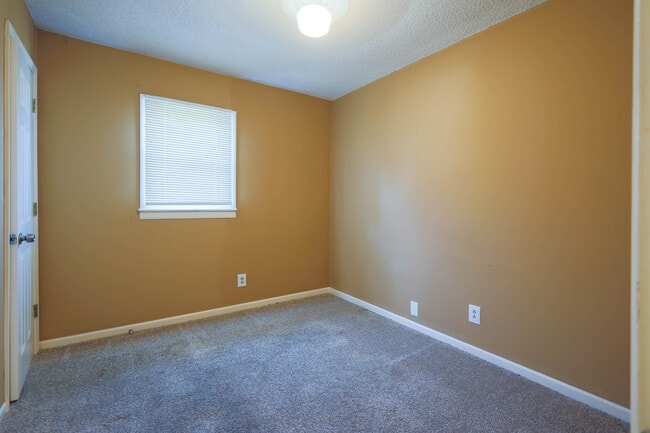 Building Photo - Garbec Properties