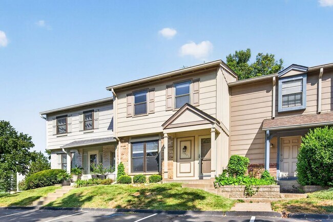 Foto del edificio - 13391 Hiddendale Ln