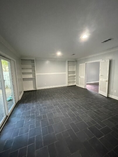 Foto del edificio - 7801 St Charles Ave