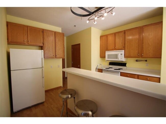 Building Photo - 8458 Kimball Dr