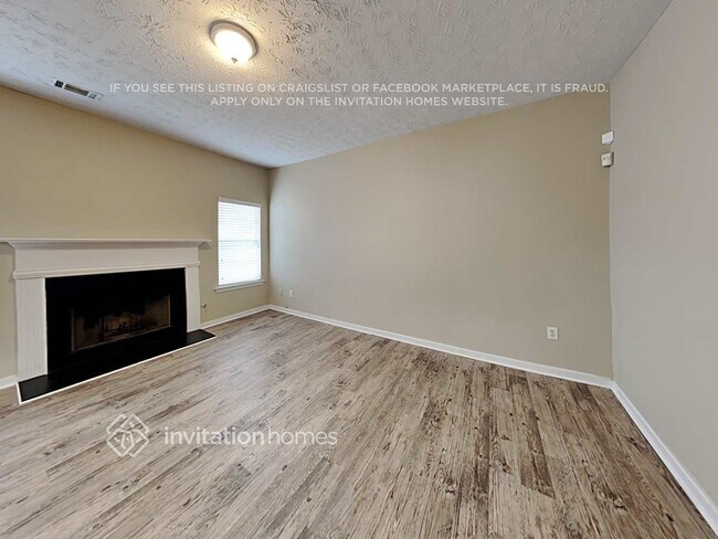 Foto del edificio - 1630 Garden Ct NW