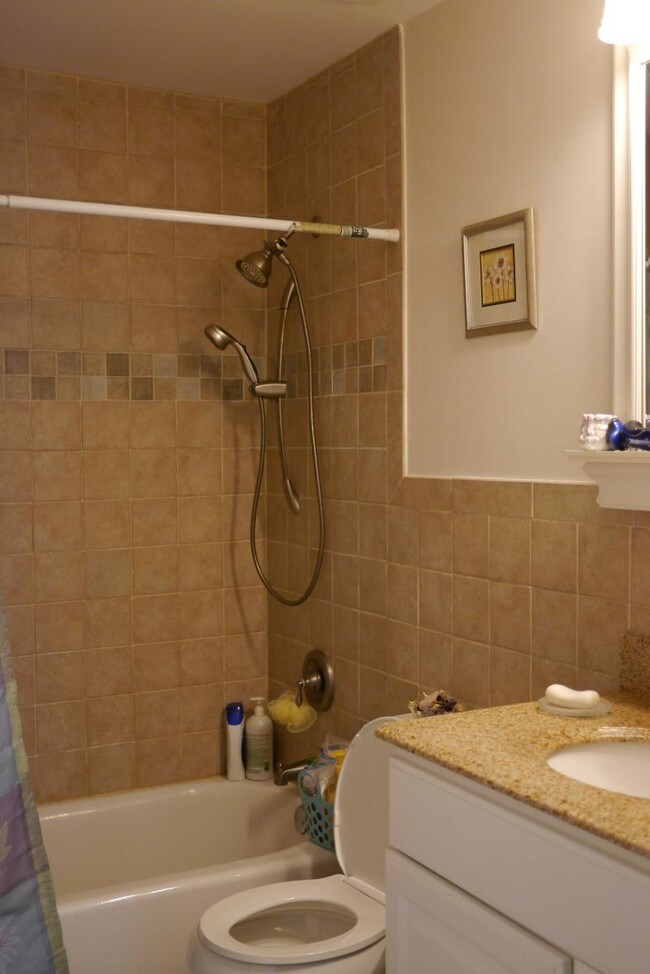 Foto del edificio - 11 Sayre Dr