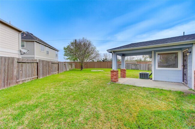 Building Photo - 2727 Skyview Trace Ct