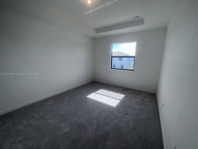 Foto del edificio - 11962 SW 241st St