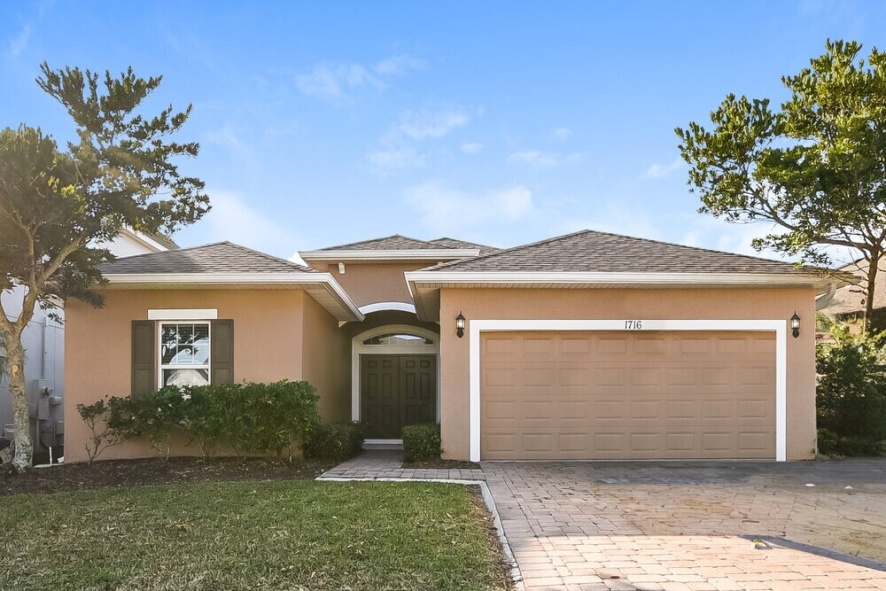 Foto principal - 1716 Hawksbill Ln