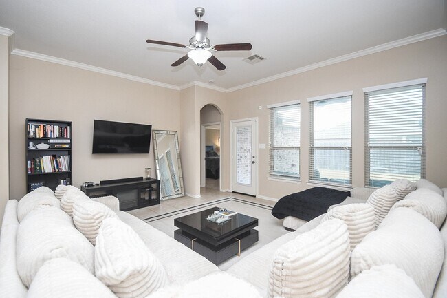 Foto del edificio - 20415 Kittredge Dr