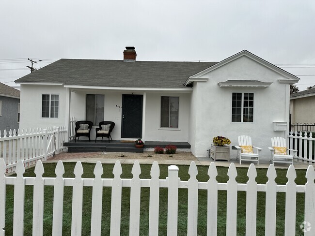 Building Photo - 8409 Gonzaga Ave