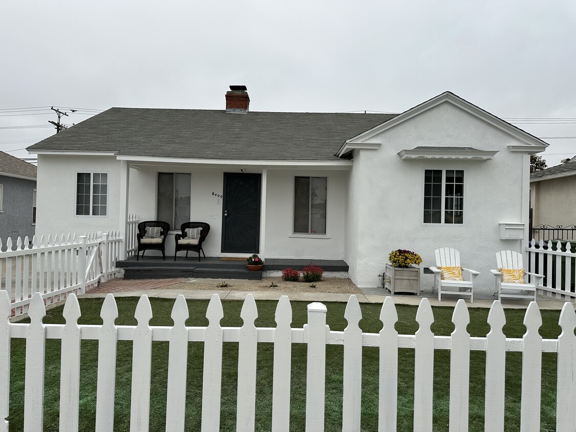 Foto principal - 8409 Gonzaga Ave