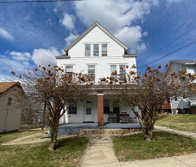 41 Maplewood Ave Unit 2, Pittsburgh, PA 15205 Rentals in Pittsburgh at