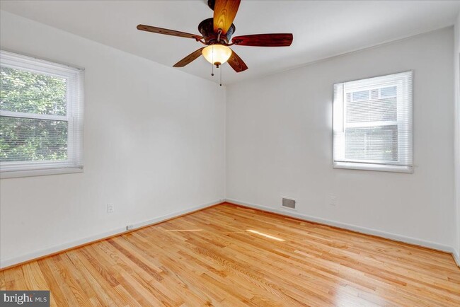 Foto del edificio - 1317 22nd St S