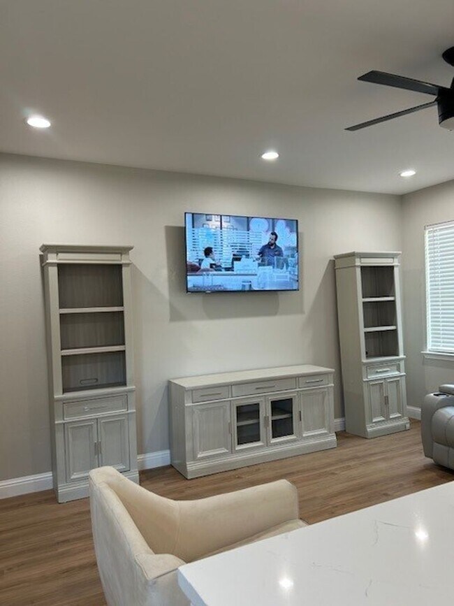 Foto del edificio - 1828-1830 Benefit Street